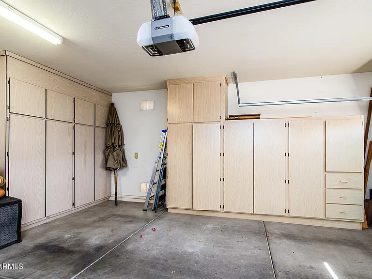 42348 W Fountainhead St — Photo 34