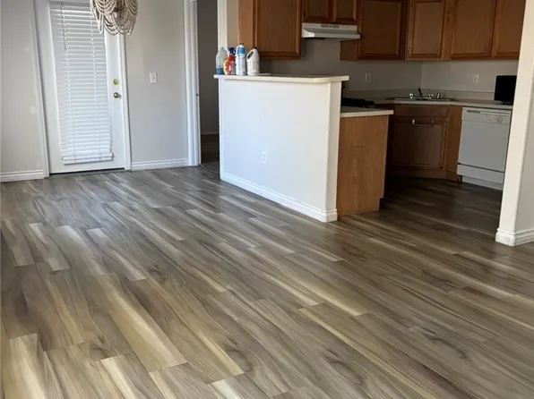 9470 Peace Way Unit 211, Spring Valley, NV 89147