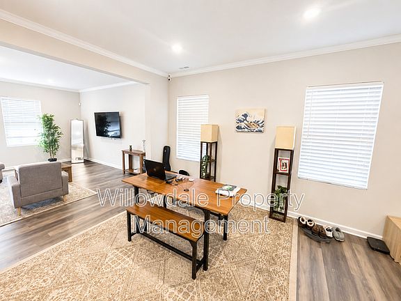 4th image of 100 Sagebrook Dr