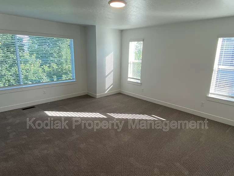 1158 N 1880 W — Photo 13