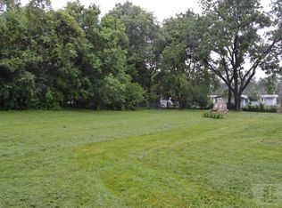 702 9th St NE, Mason City, IA 50401