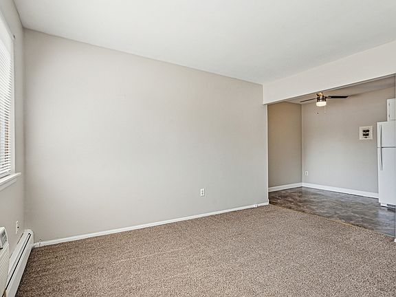 4th image of 1427 Ford Ave #3