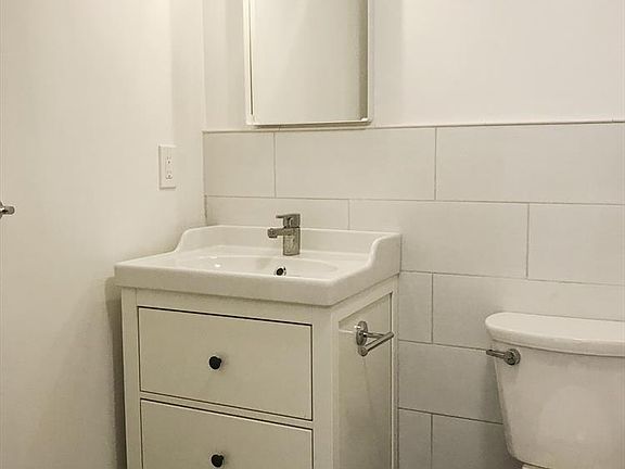 5th image of 184 16th St #1