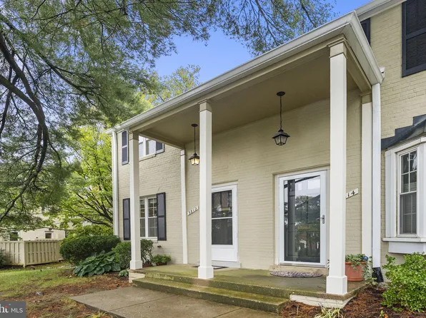 3812 Jay Ave, Alexandria, VA 22302