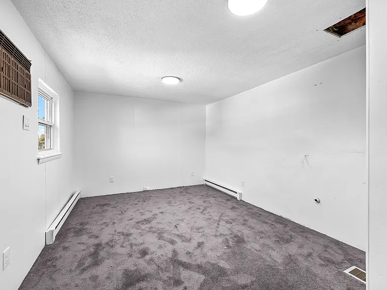 4020 Wall Ave — Photo 29