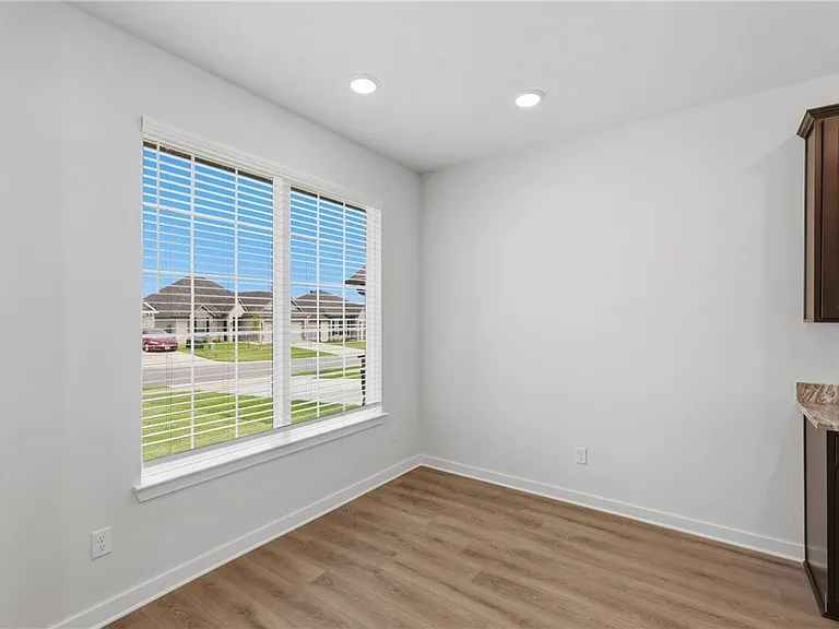 10633 Burgundy Berry Way — Photo 7