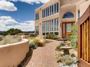 61 Bonanza Trl, Santa Fe, NM 87508