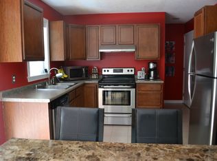 246 Federal St, Montague, MA 01351