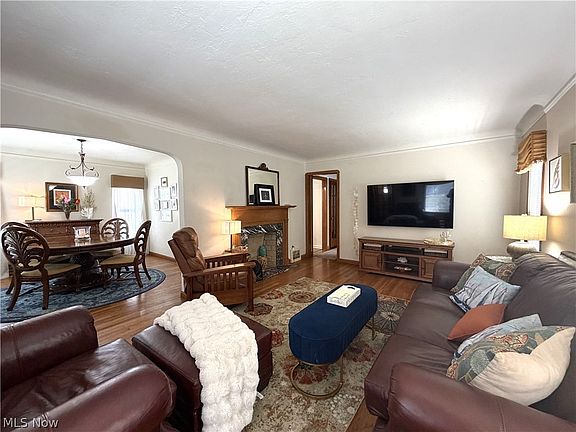 5th image of 2231 Alger Rd
