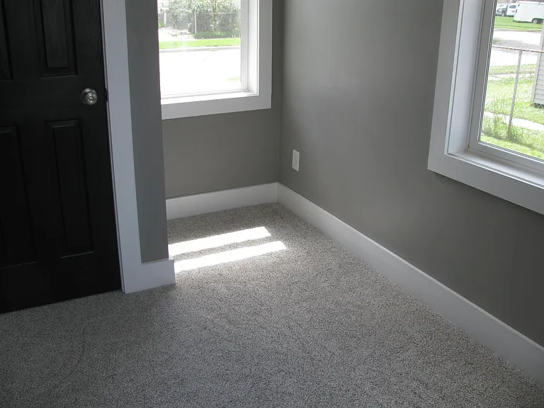 409 Pearl St — Photo 11