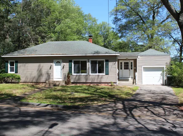 100 Serwan Ave, Willimantic, CT 06226