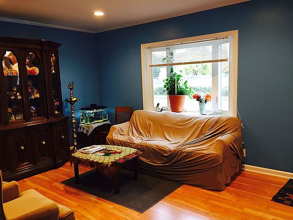 5th image of 27 Clarissa Dr