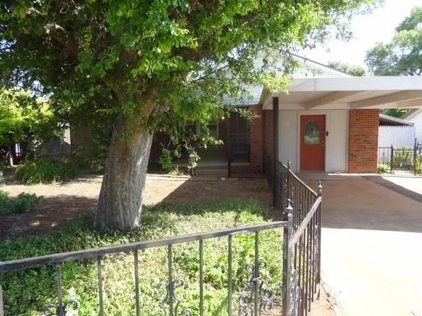 111 Elaine Dr, Cordell, OK 73632