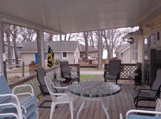 21301 Burr Oak St, Spirit Lake, IA 51360
