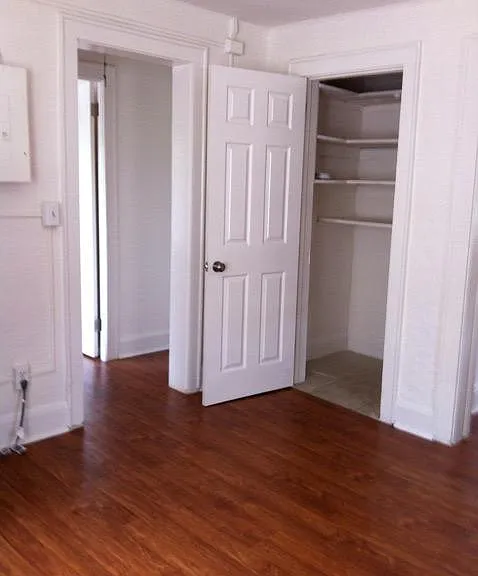 919 N Grandview Ave #4 — Photo 3