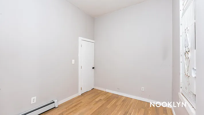 Rented by Nooklyn NYC LLC | media 47