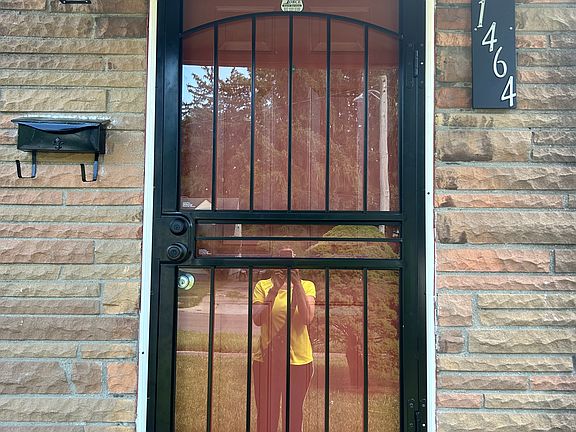 2nd image of 1464 Kipling Dr