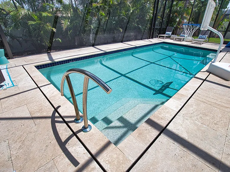 514 Everglades Dr — Photo 14
