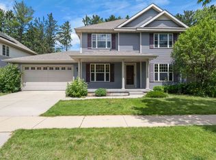 8814 White Coral Way, Middleton, WI 53562