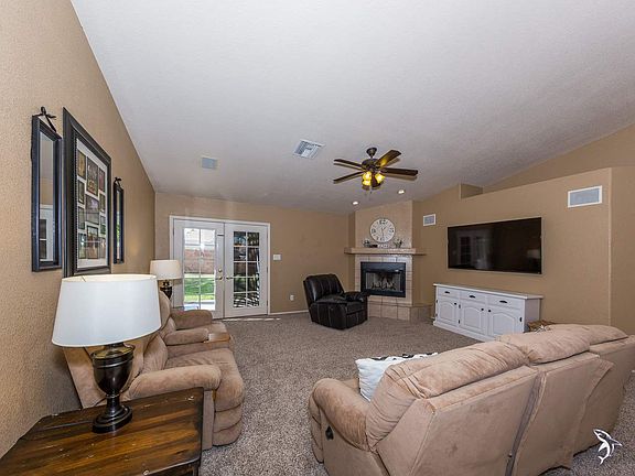4th image of 10452 S Sundown Dr