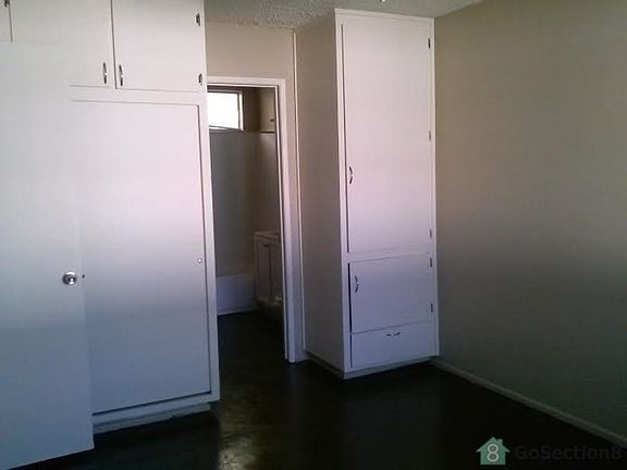 5th image of 1250 W Latham Ave APT 2