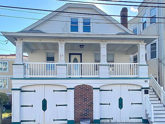 4th image of 612 Chelsea Pl