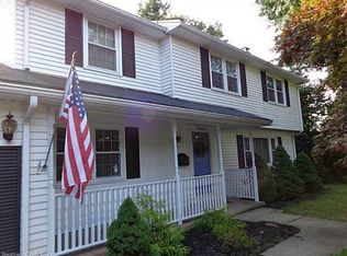 17 Clarkridge Rd, Wethersfield, CT 06109