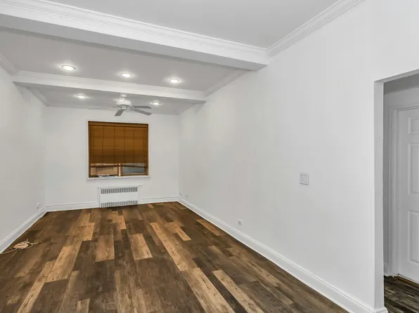 67-25 Clyde Street image 7 of 21