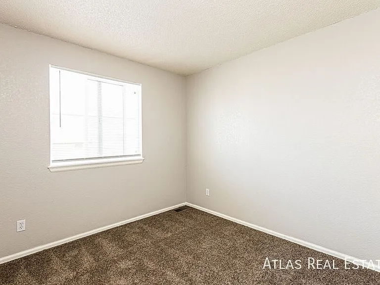 5045 Sweetgrass Ln — Photo 9