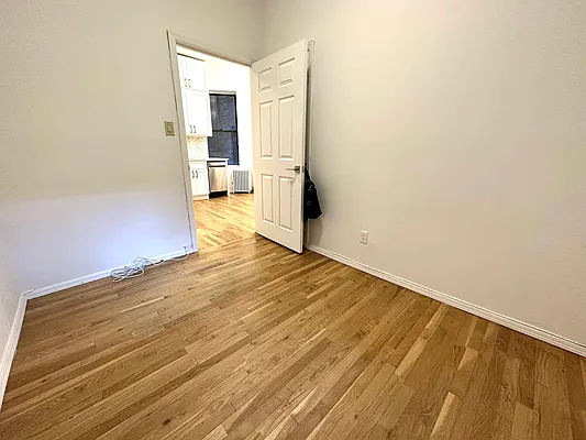 Rented by J PRESTON AND ASSOCIATES INC | media 23