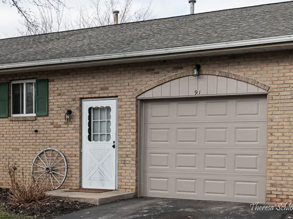 91 Grand Village Ct SW #34, Grandville, MI 49418