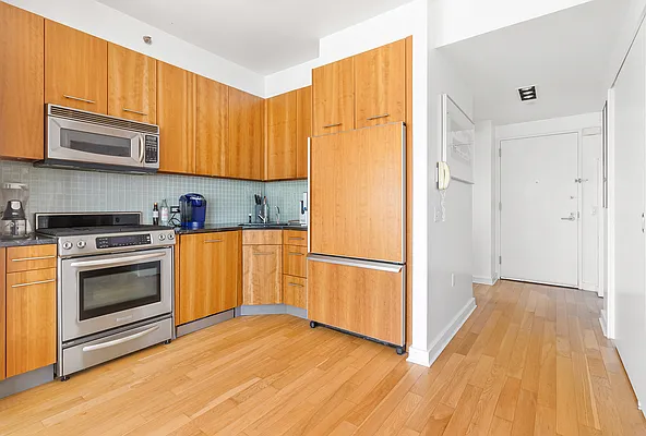 Rented by Martini Real Estate | media 25