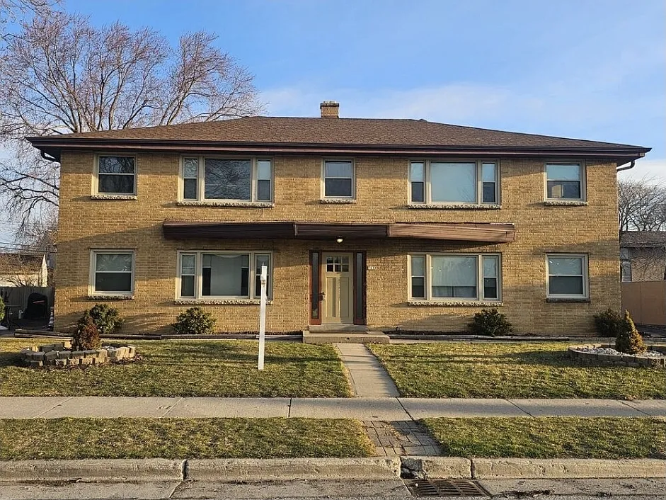 7618 W Howard Ave #3