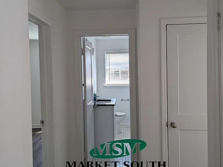 53 W 2 — Photo 11
