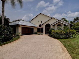 424 Arbor St, Sebastian, FL 32958