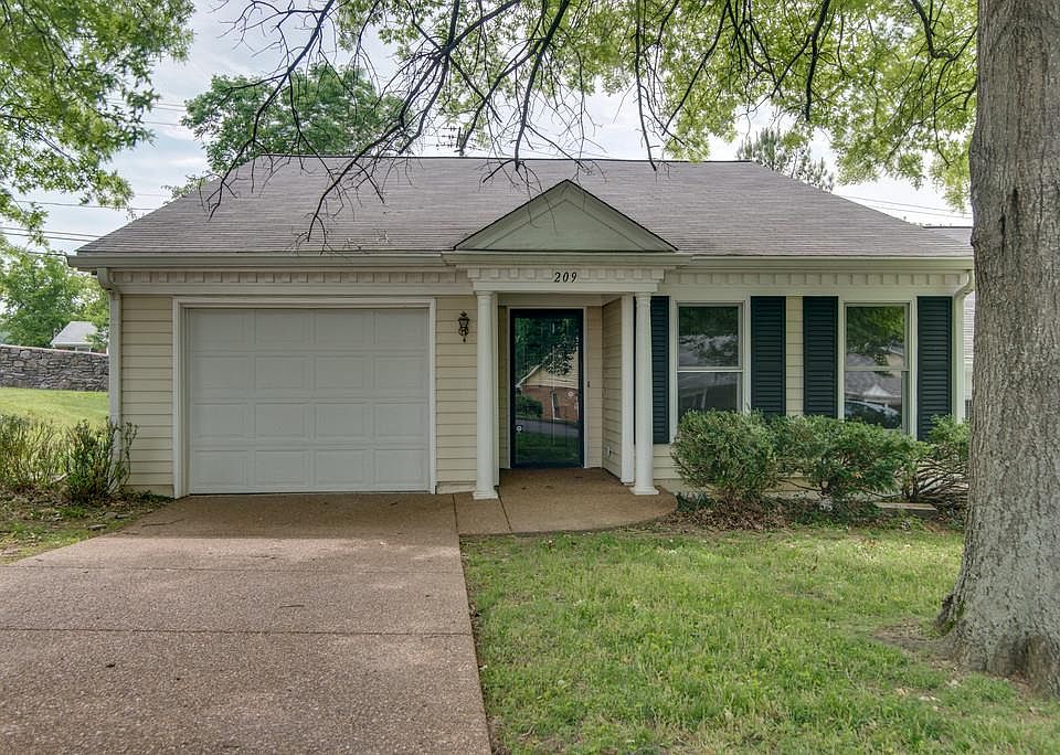 1st image of 209 Cana Cir