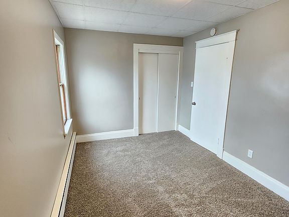 4th image of 449 27th St #2