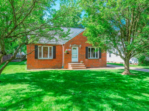 23567 Belmont Dr, Westlake, OH 44145