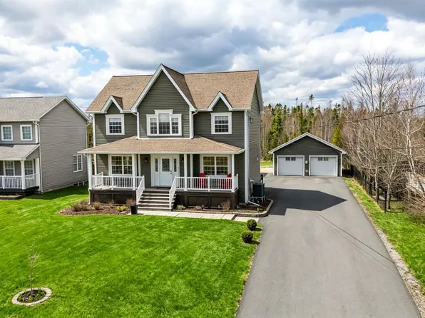 19 Acorn Ave, East Hants, NS B2S 1Y5
