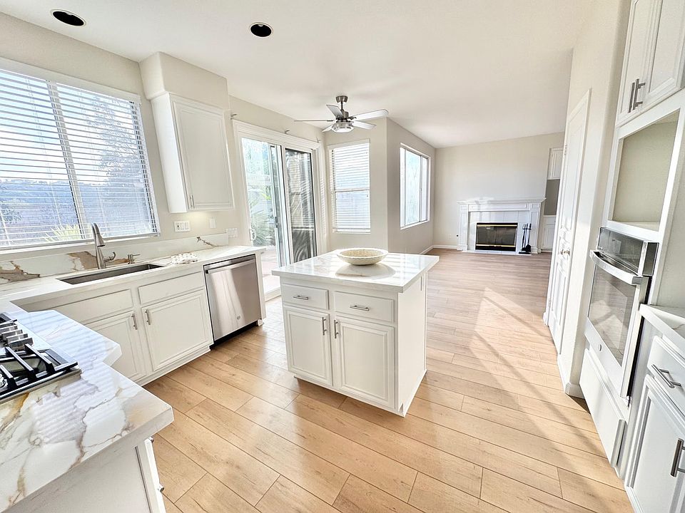 1st image of 5085 Carmel Knolls Dr