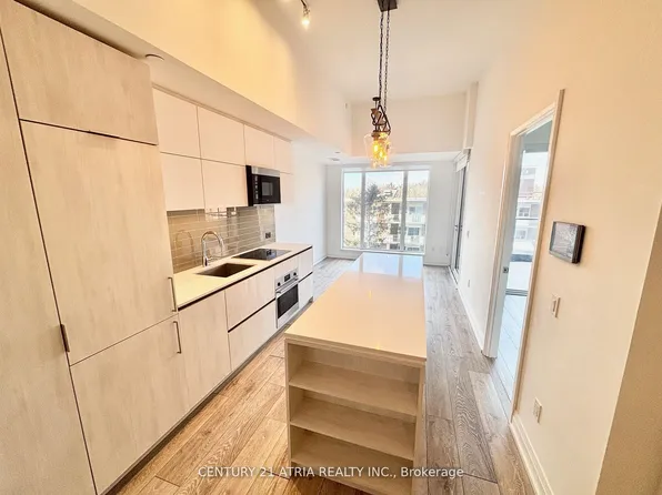 21 Park St E #712, Mississauga, ON L5G 0C2