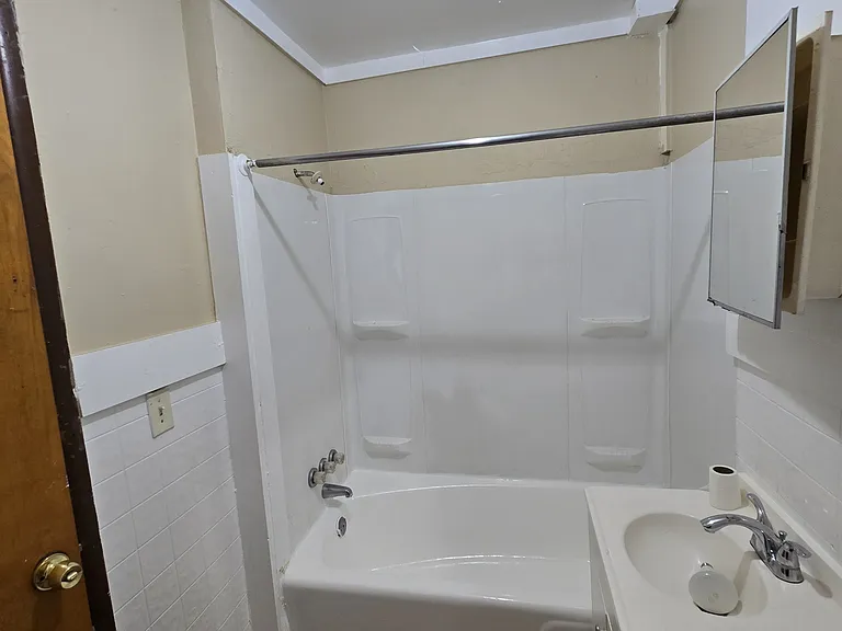92 Germain St #1 — Photo 3