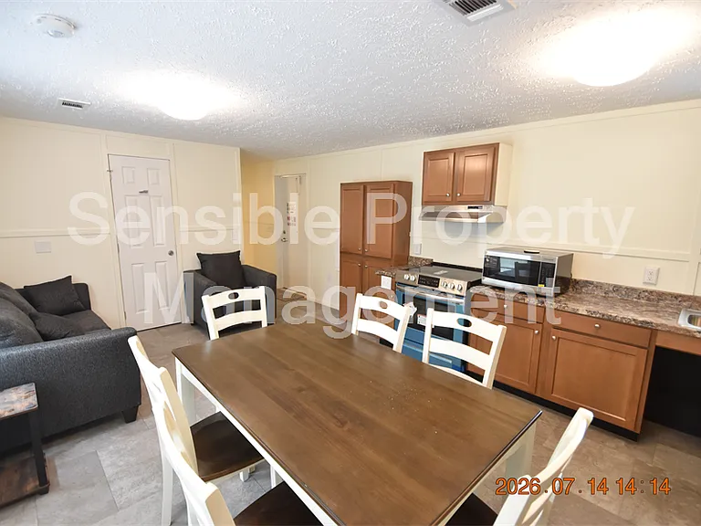 6560 W Avocado St — Photo 5