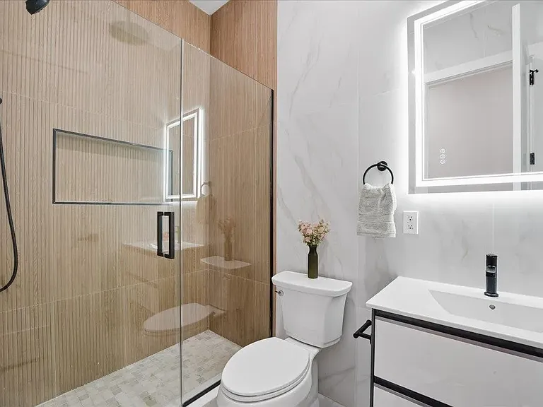 221 Columbia Ave #1 — Photo 11