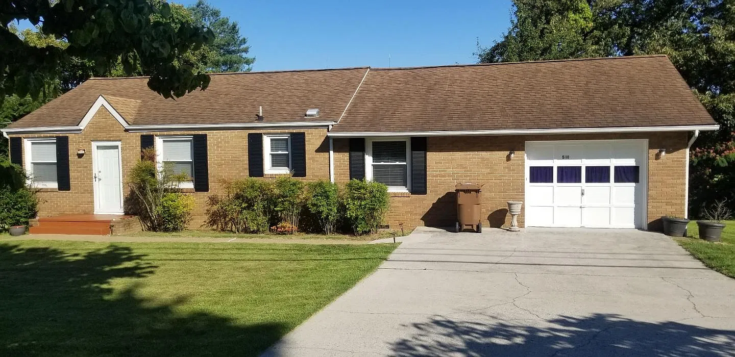 2 bed, 1120 sqft, $1,600 — Photo 1