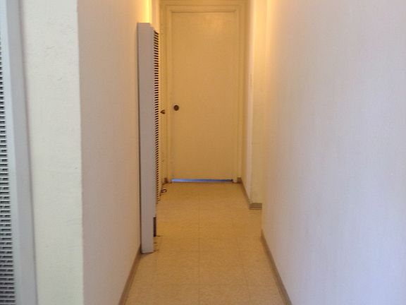 5th image of 1576 Midfield Ave
