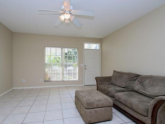 3rd image of 294 Winchester Way