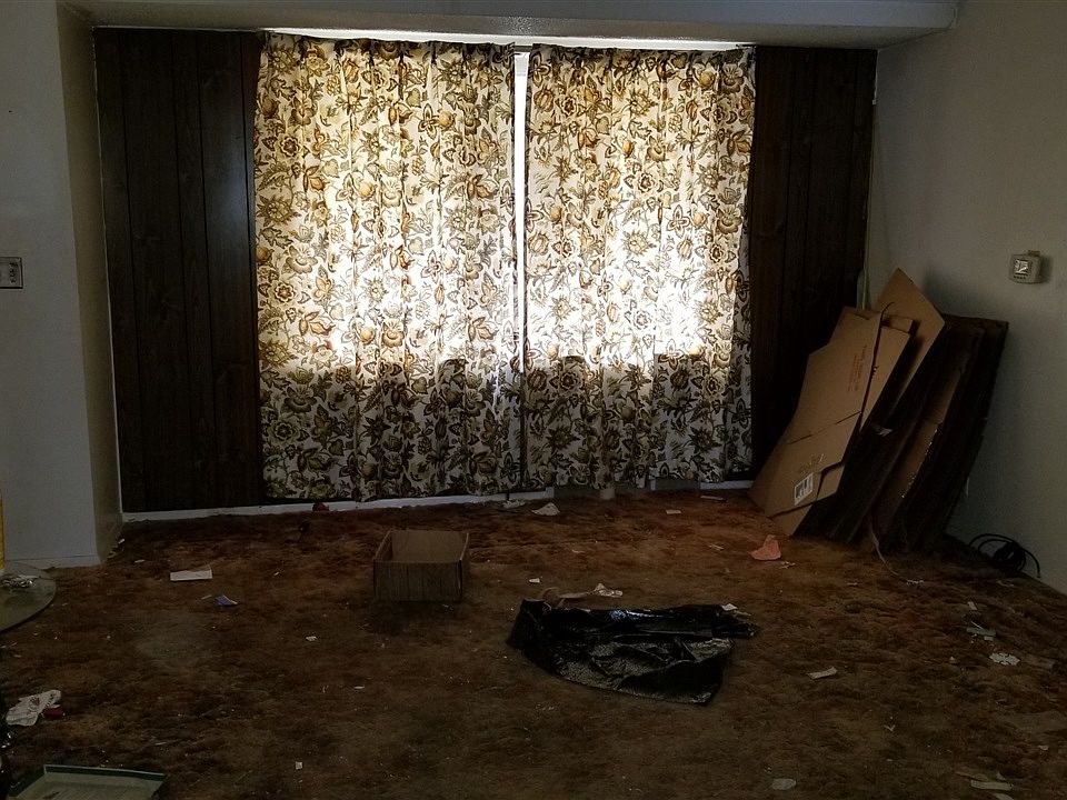 2nd image of 2001 Tebo St