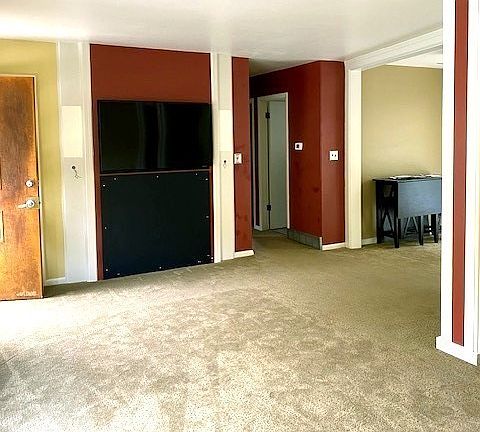 4th image of 64 Laipple St