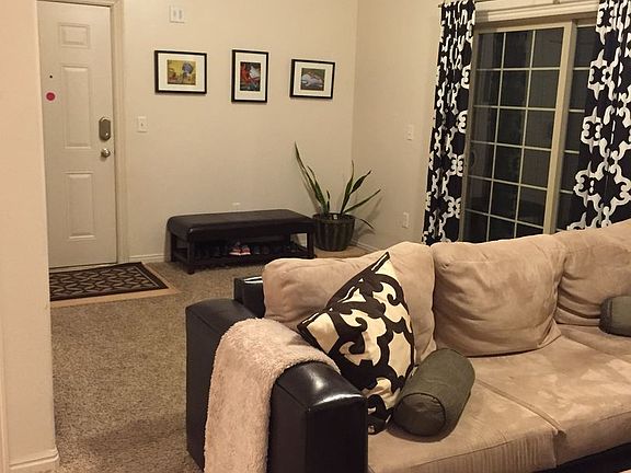 5th image of 190 E Belmont Ave APT 07
